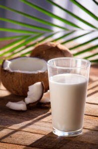 coconut milk benefits for skin in Hindi